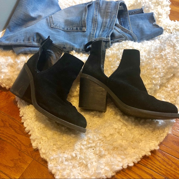 Steve Madden Black Suede Booties Size 9M “Sharini” - Picture 3 of 8